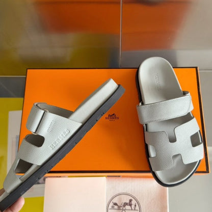 Sandales Chypre Hermes Blanc cassé