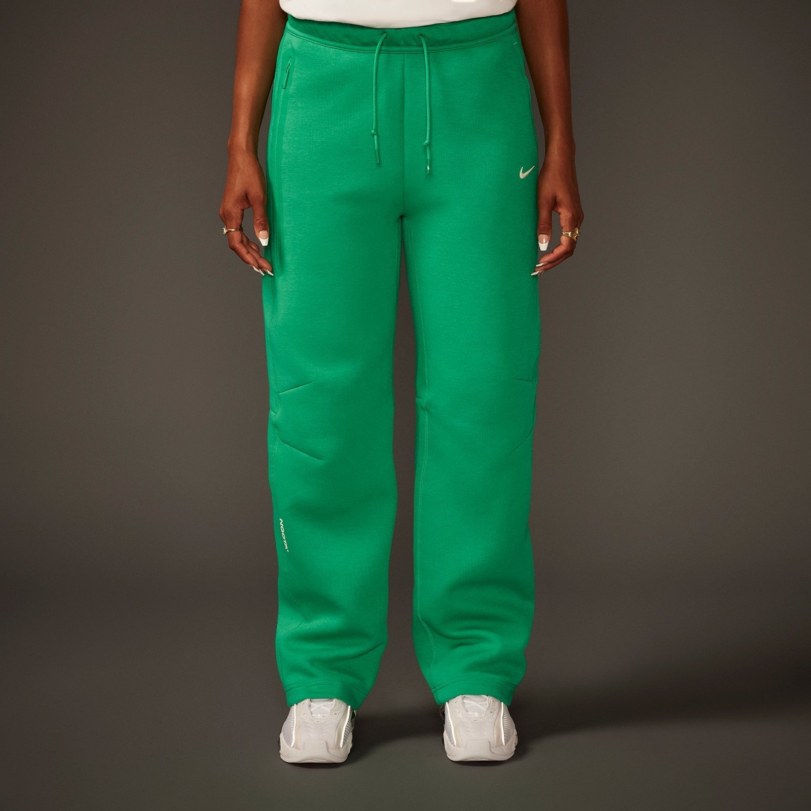 NOCTA TECH FLEECE OPEN HEM PANT stadiumgreen