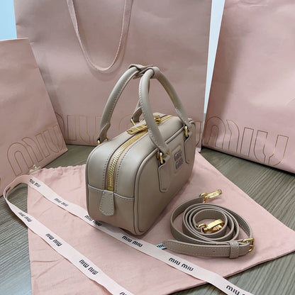 Miumiu - Arcadie leather bag